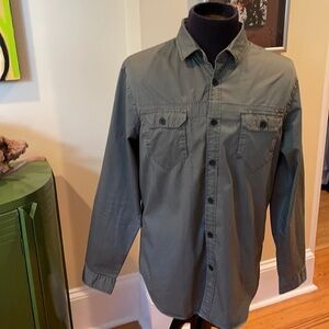 Howe ⭐️🎈shirt